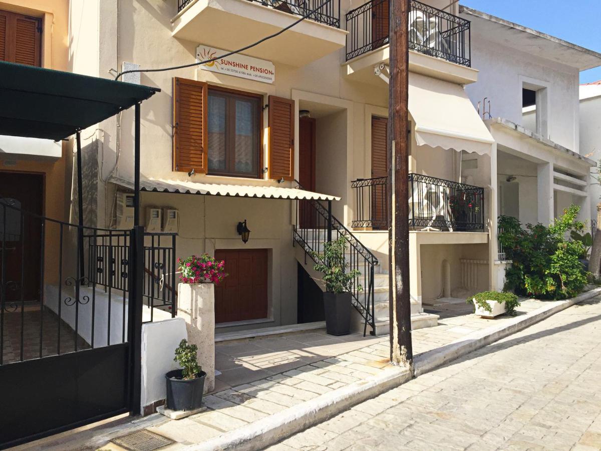 Sunshine Pension Питагорио Екстериор снимка